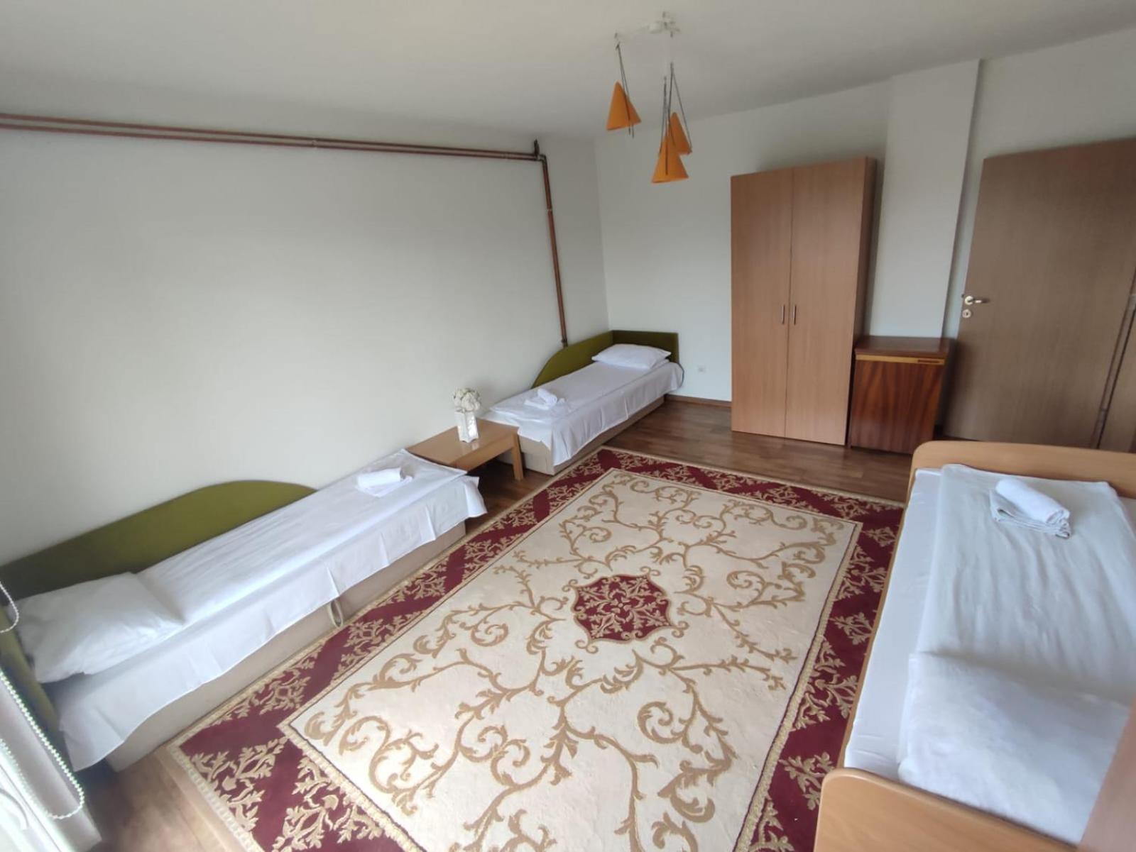 Apartment Golden Paradise *