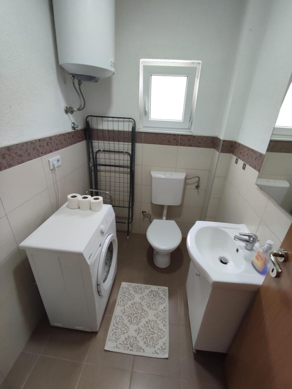 Apartment Golden Paradise *